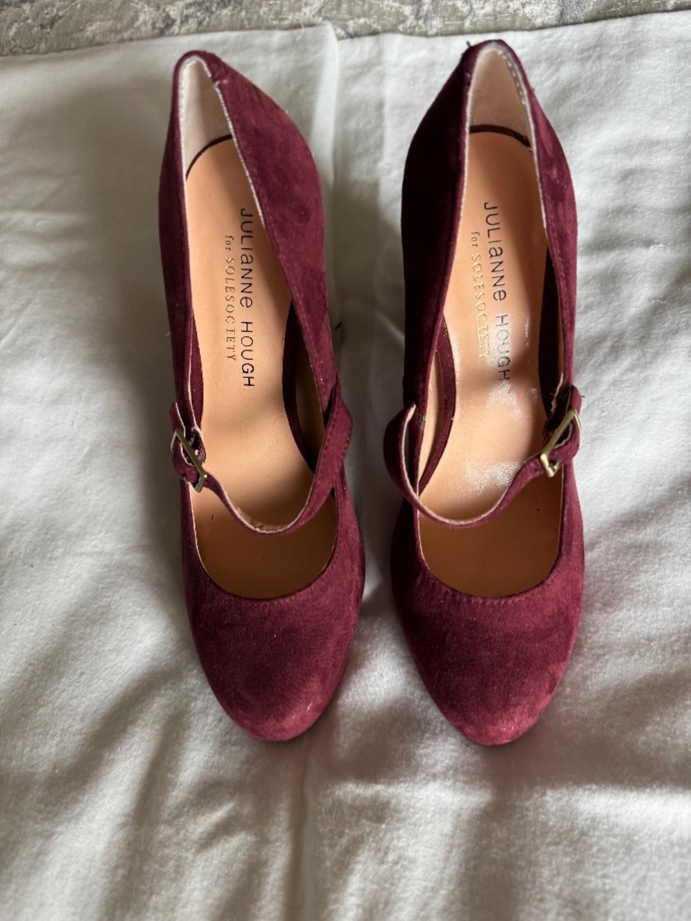 Mary Jane pumps